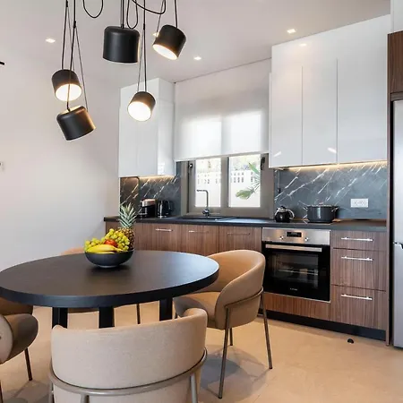 Maravilla Luxury Living