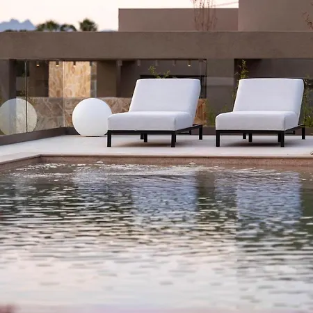 Maravilla Luxury Living
