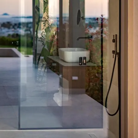 Maravilla Luxury Living *