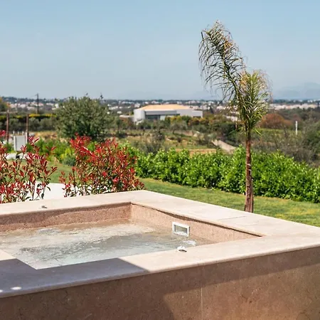 Maravilla Luxury Living *